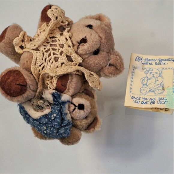 Old Bears Repeating Lil Sis Plush Bear Karen Mitchell Vintage LTD Ed 218/1000 - Picture 8 of 9